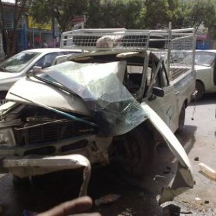 آتش نشانی نیشابور - تصادف خودرو پیکان با گارد ریل