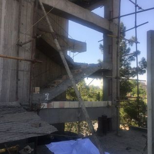 آتش نشانی نیشابور - سقوط کارگر ساختمانی از طبقه پنجم