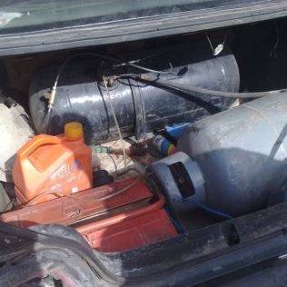 آتش نشانی نیشابور - آتش سوزی خودرو پژو