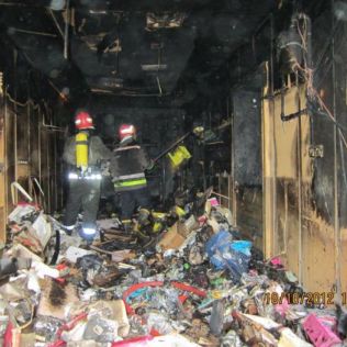 آتش نشانی نیشابور - آتش سوزی مغازه سوپر مارکت