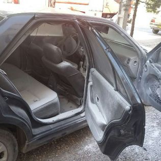 آتش نشانی نیشابور - خودرو پارس طعمه آتش اختلاف خانوادگی شد.