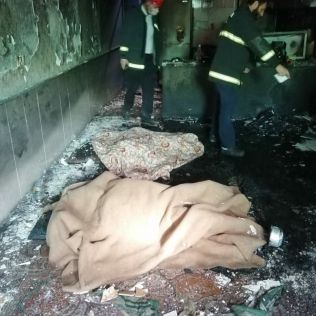 آتش نشانی نیشابور - شعله های آتش جان مادر و فرزند را گرفت 