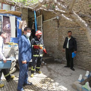 آتش نشانی نیشابور - آتش سوزی زیر زمین منزل مسکونی 