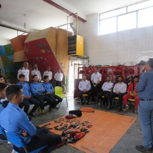 آتش نشانی نیشابور - بازدید مهندس ادسدی سرپرست معاونت خدمات شهری شهرداری نیشابور از ایستگاه شهید صدیقی 