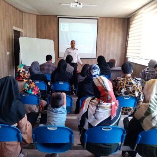 آتش نشانی نیشابور - آموزش مبانی حریق و خاموش کننده های دستی