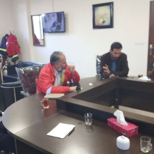 آتش نشانی نیشابور - برگزاری جلسه کمیته فنی و تخصصی حوزه عملیات آتش نشانی درباره حادثه آتش سوزی منزل مسکونی در خیابان ۱۷ 