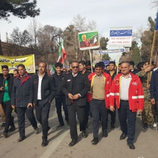آتش نشانی نیشابور - حضور پر رنگ سازمان آتش نشانی در مراسم راهپیمایی یوم الله ۲۲ بهمن