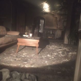 آتش نشانی نیشابور - نقص سیستم روشنایی موجب حریق منزلی در خیابان شهید حسینی شد