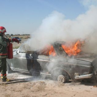 آتش نشانی نیشابور - آتش سوزی تعمیرگاه