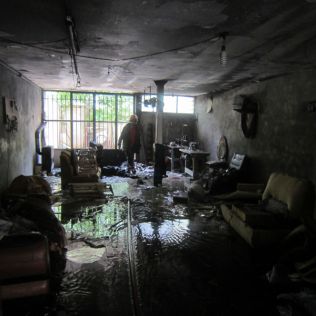 آتش نشانی نیشابور - آتش سوزی کارگاه مبل سازی