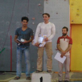 آتش نشانی نیشابور - تیم سنگ نوردی آتش نشانی نیشابور قهرمان مسابقات سنگ نوردی استان شد 