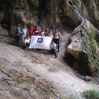 آتش نشانی نیشابور - پیمایش دره شمخال توسط تیم آتش نشانی نیشابور