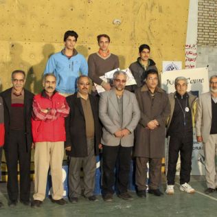 آتش نشانی نیشابور - آتش نشان نیشابوری قهرمان مسابقات بولدرینگ سنگ نوردی جام فجر در استان شد