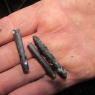 آتش نشانی نیشابور - ترقه بازی کودک خانه را به آتش کشید