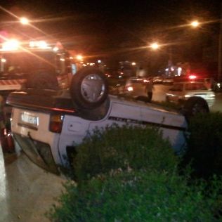 آتش نشانی نیشابور - تصادف خودرو پراید با ماکسیما