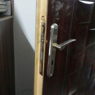 آتش نشانی نیشابور - محبوس شدگی کودک