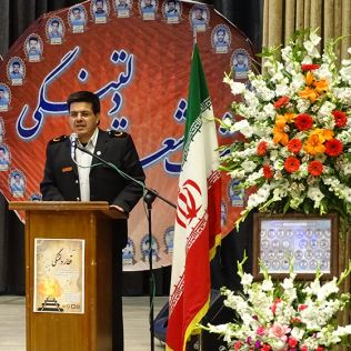 آتش نشانی نیشابور - شاعران در ایستگاه نهم ، مسافران قطار دلتنگی را به خوبی بدرقه نمودند .