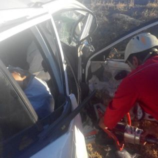 آتش نشانی نیشابور - تصادف پراید و ال90 دو کشته برجای گذاشت