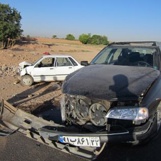 آتش نشانی نیشابور - تصادف پراید با پژو پارس