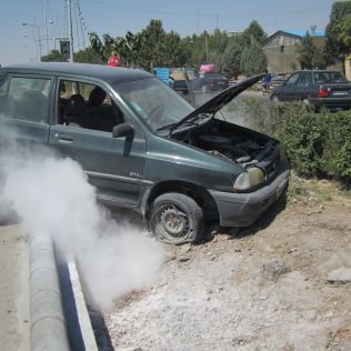 آتش نشانی نیشابور - برخوردخودرو پرایدباجدول