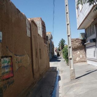 آتش نشانی نیشابور - طرح جامع شناسایی مناطق پرخطر و تهیه شناسنامه ایمنی اماکن در حال انجام است 