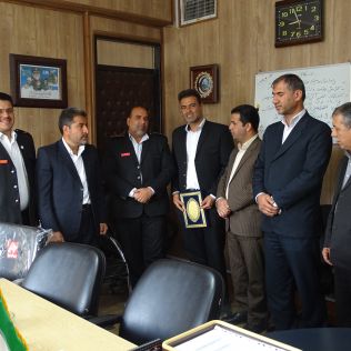 آتش نشانی نیشابور - تقدیر از مسئول وکارشناس حوزه تربیت بدنی بمناسبت روز تربیت بدنی