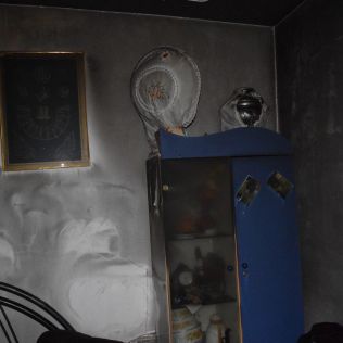 آتش نشانی نیشابور - بی احتیاطی والدین و نجات دو کودک توسط آتش نشانان