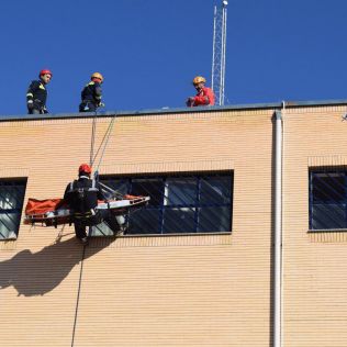 آتش نشانی نیشابور - حضور آتش نشانان در مانور سراسری زلزله