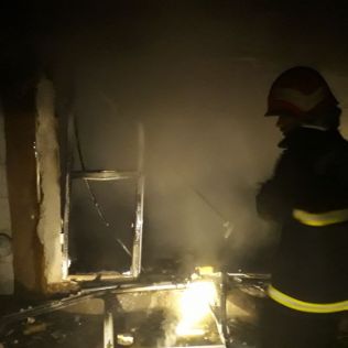 آتش نشانی نیشابور - آتش سوزی در یک باغسرا 