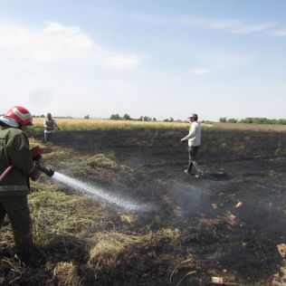 آتش نشانی نیشابور - آتش سوزی پرس گندم
