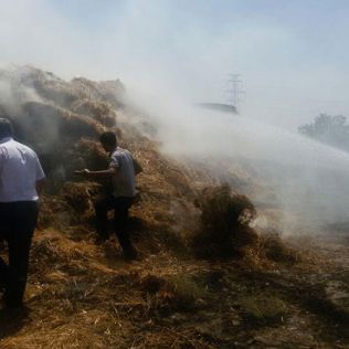 آتش نشانی نیشابور - انبار های غیر اصولی بلای جان محصولات کشاورزان و دامداران