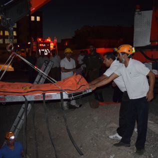 آتش نشانی نیشابور - پایان تلخ سقوط لوله انتقال گاز بر روی نوجوان 12 ساله 