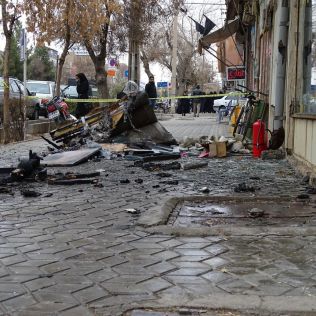 آتش نشانی نیشابور - آتش سوزی مغازه و کارگاه